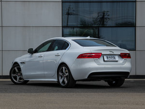 20152.0T 200PS R-SPORT 45