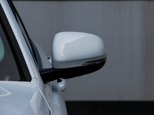 20152.0T 200PS R-SPORT ҕR