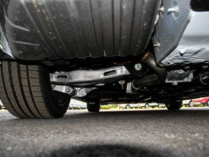 20152.0T 200PS R-SPORT ^