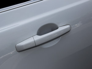 20152.0T 200PS R-SPORT ^