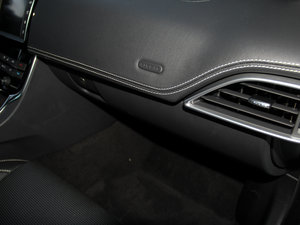 20152.0T 200PS R-SPORT g