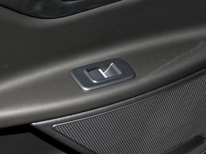 20152.0T 200PS R-SPORT п؅^