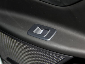 20152.0T 200PS R-SPORT п؅^