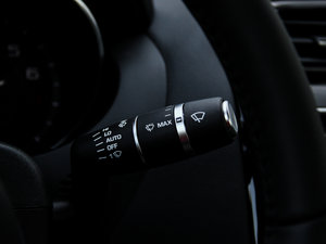 20152.0T 200PS R-SPORT п؅^