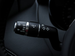 20152.0T 200PS R-SPORT п؅^