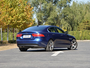 20152.0T 200PS R-SPORT w^