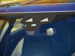 20152.0T 200PS R-SPORT ^