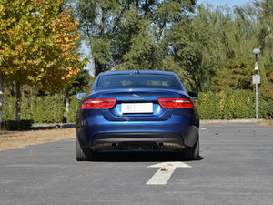 20152.0T 200PS R-SPORT ^