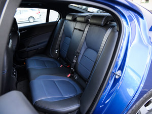 20152.0T 200PS R-SPORT 