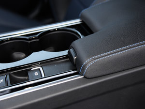 20152.0T 200PS R-SPORT g