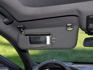 20152.0T 200PS R-SPORT (yng)壨