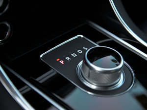 20152.0T 200PS R-SPORT п؅^