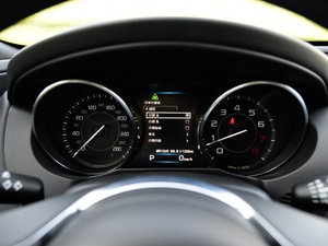 20152.0T 200PS R-SPORT п؅^(q)