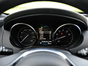 20152.0T 200PS R-SPORT п؅^(q)