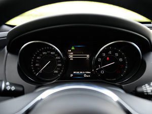 20152.0T 200PS R-SPORT п؅^