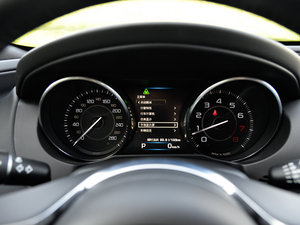 20152.0T 200PS R-SPORT п؅^