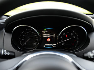 20152.0T 200PS R-SPORT п؅^