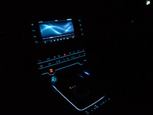 20152.0T 200PS R-SPORT п؅^