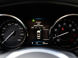 20152.0T 200PS R-SPORT п؅^