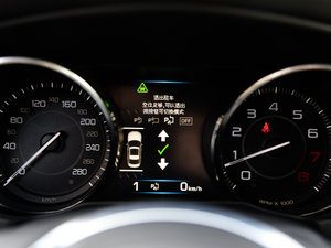 20152.0T 200PS R-SPORT п؅^