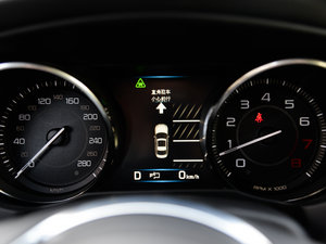 20152.0T 200PS R-SPORT п؅^