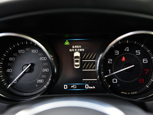 20152.0T 200PS R-SPORT п؅^