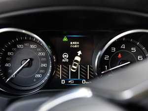 20152.0T 200PS R-SPORT п؅^