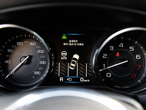 20152.0T 200PS R-SPORT п؅^