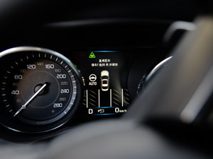 20152.0T 200PS R-SPORT п؅^