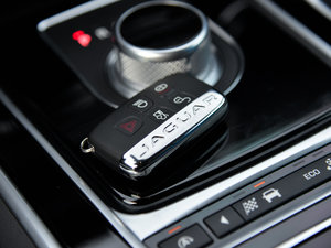 20152.0T 200PS R-SPORT ܇耳