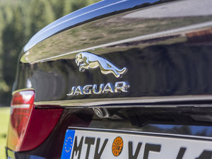 20152.0T 200PS R-SPORT ^