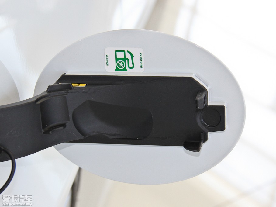 2015ݱXF Sportbrake 2.0T A