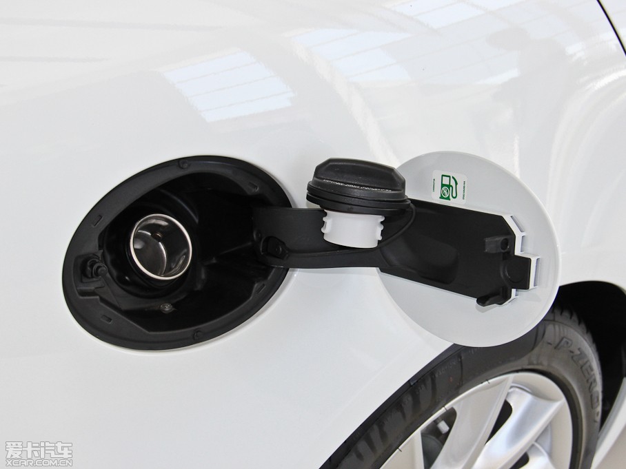 2015ݱXF Sportbrake 2.0T A