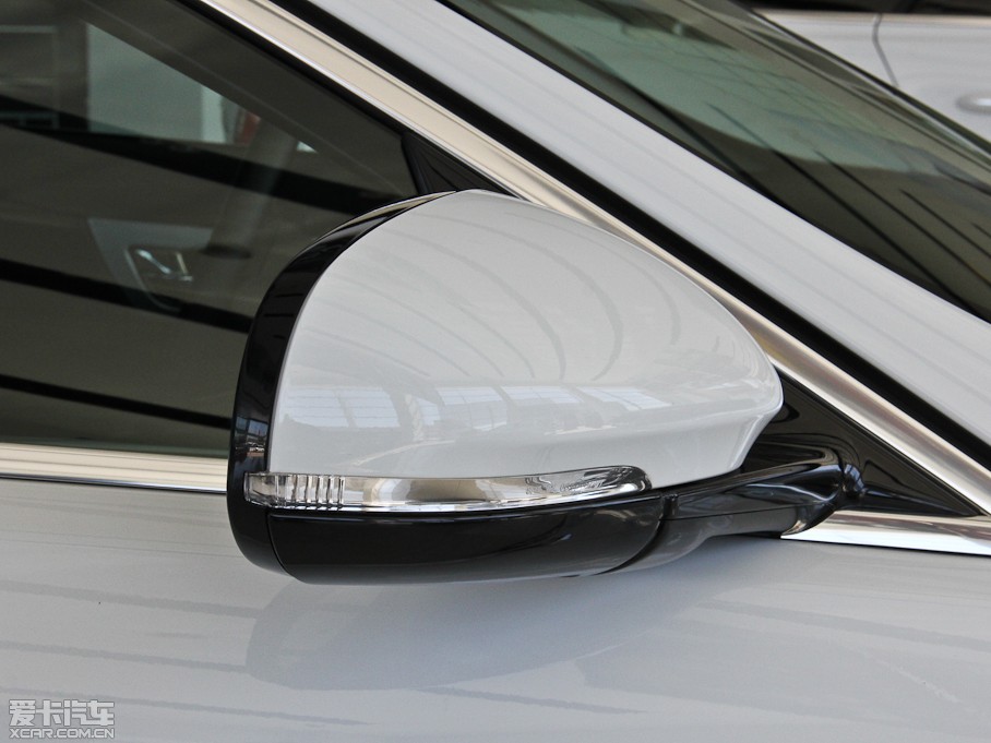 2015ݱXF Sportbrake 2.0T A