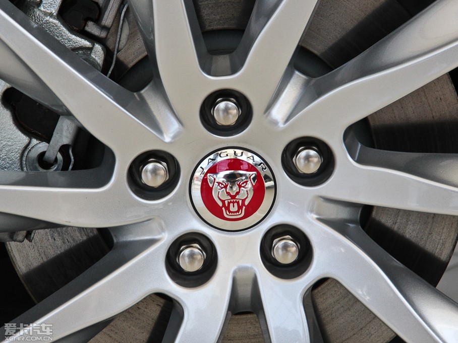 2015ݱXF Sportbrake 2.0T A