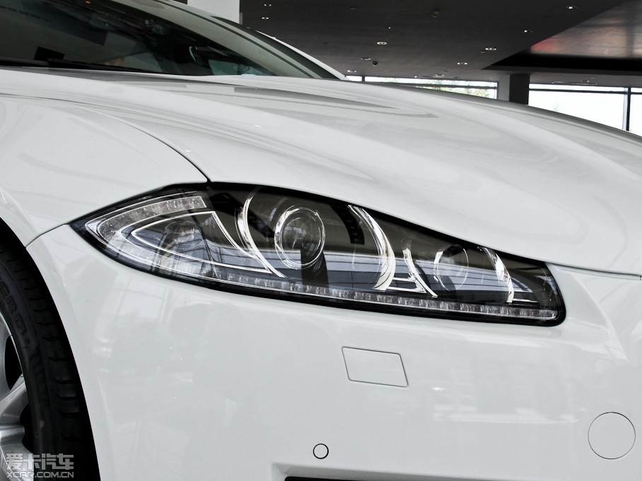 2015ݱXF Sportbrake 2.0T A