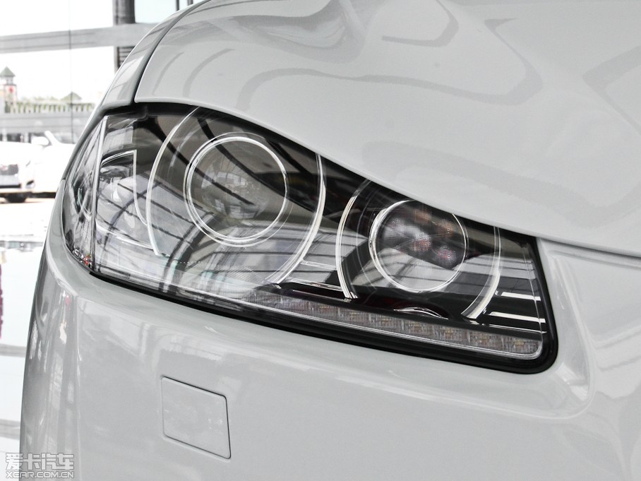 2015ݱXF Sportbrake 2.0T A