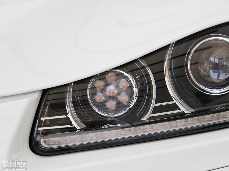 2015ݱXF Sportbrake 2.0T A