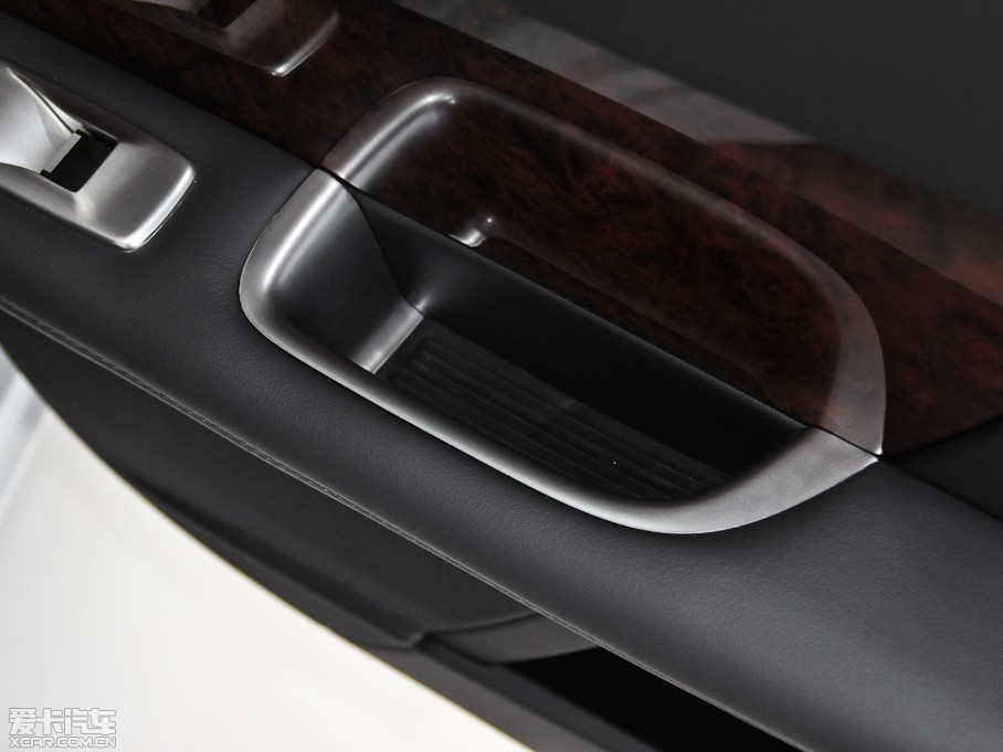 2015ݱXF Sportbrake 2.0T A