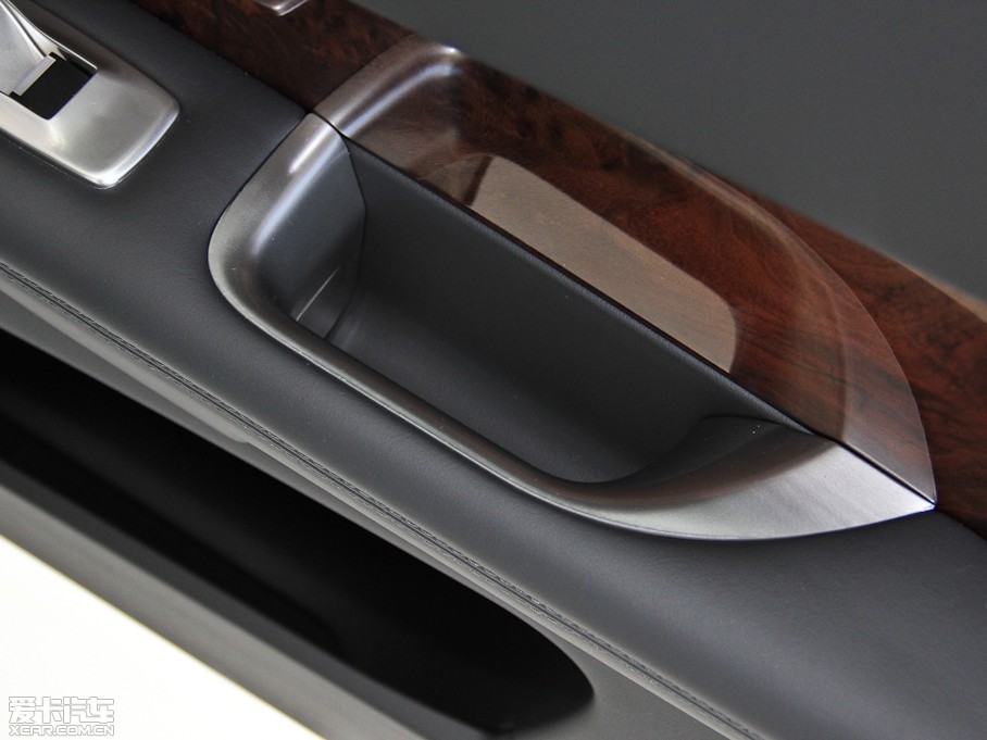 2015ݱXF Sportbrake 2.0T A