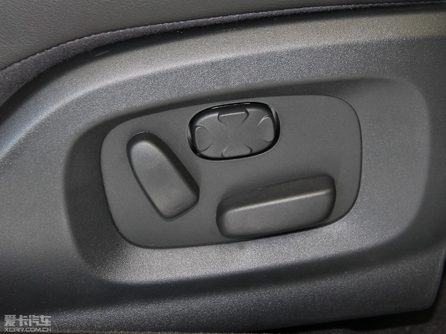 2015ݱXF Sportbrake 2.0T A