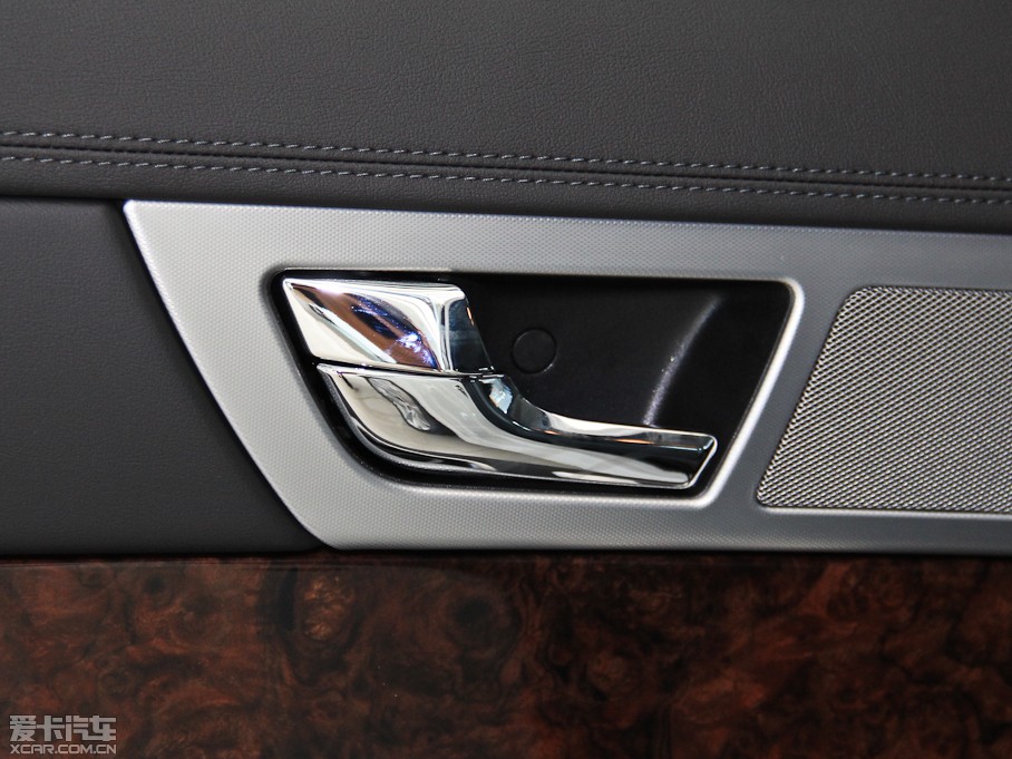 2015ݱXF Sportbrake 2.0T A