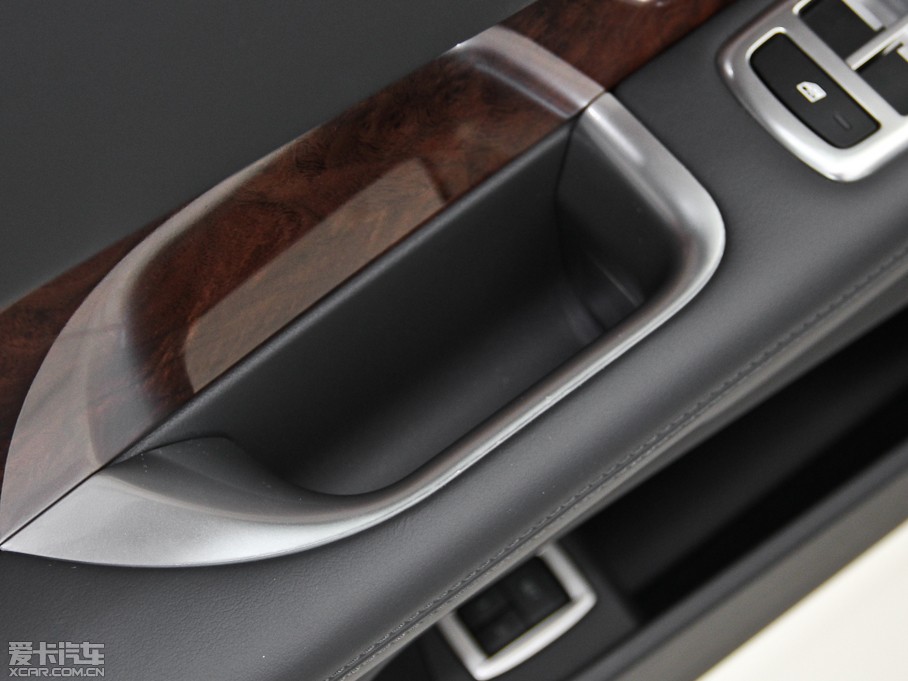 2015ݱXF Sportbrake 2.0T A