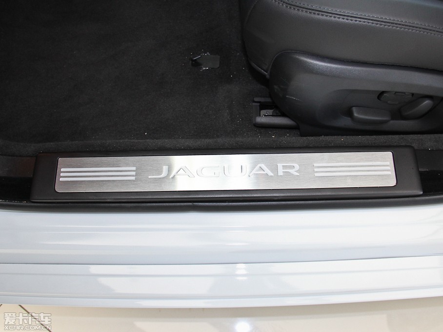 2015ݱXF Sportbrake 2.0T A