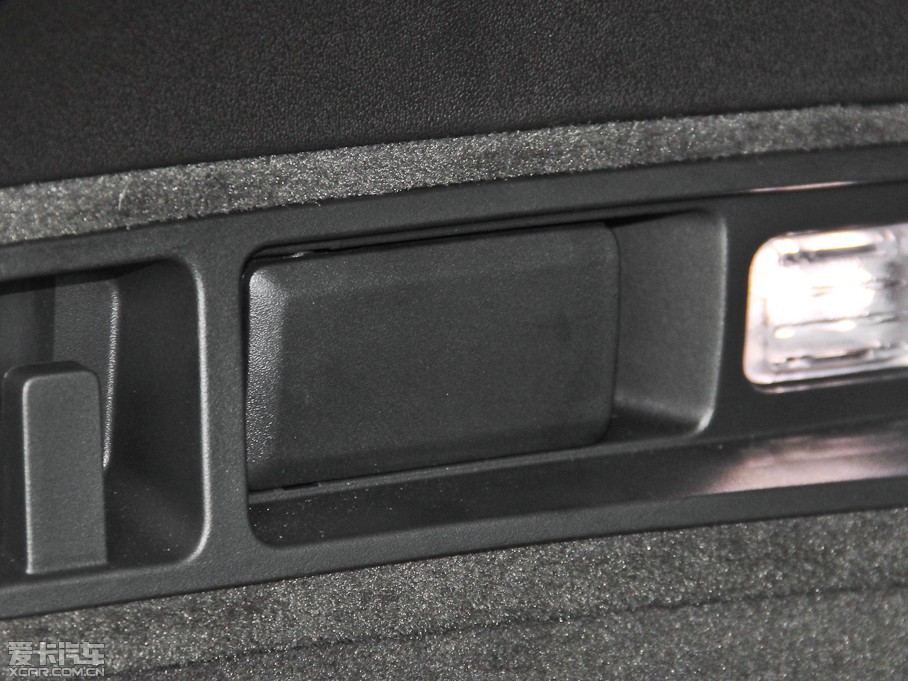 2015ݱXF Sportbrake 2.0T A