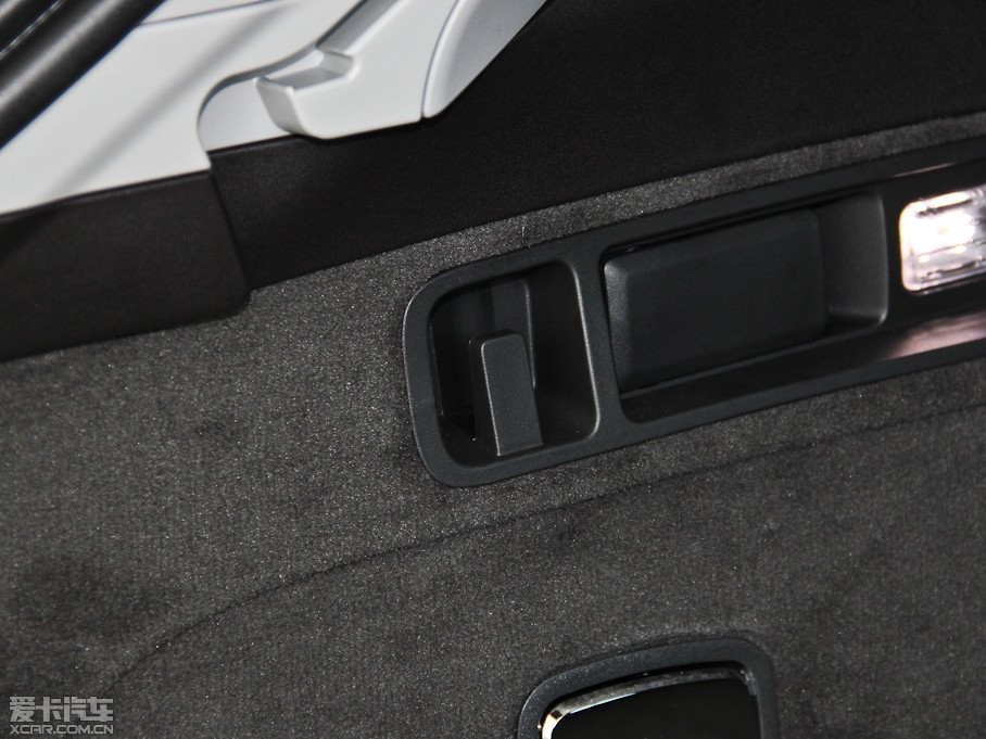 2015ݱXF Sportbrake 2.0T A