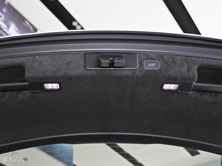 2015ݱXF Sportbrake 2.0T A