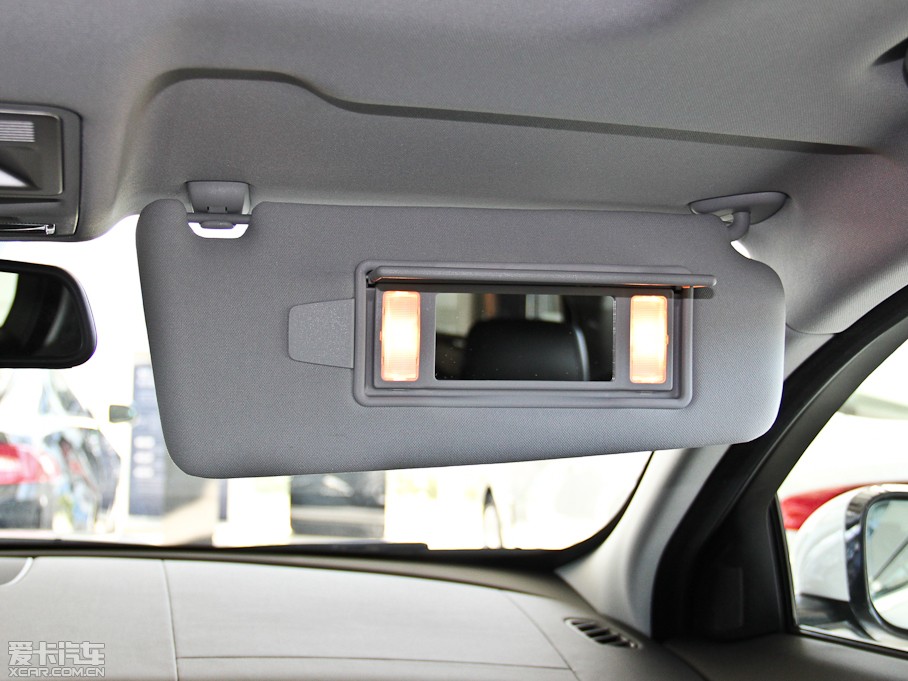 2015ݱXF Sportbrake 2.0T A