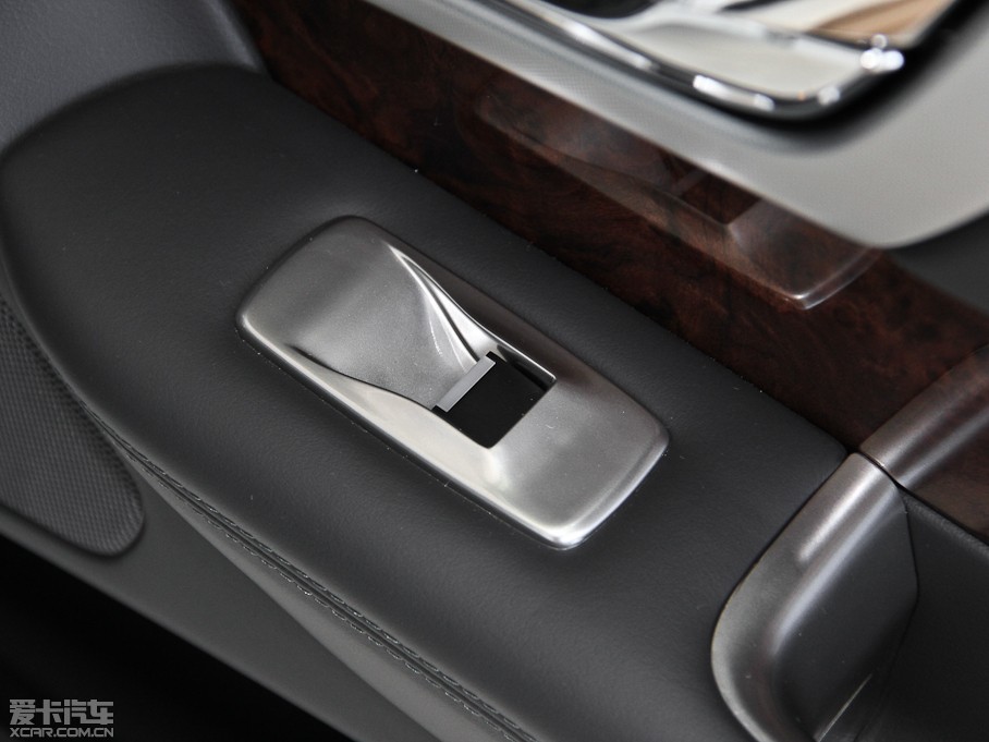 2015ݱXF Sportbrake 2.0T A