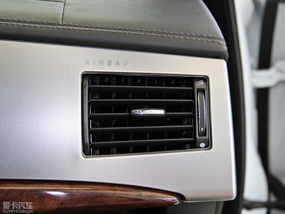 2015ݱXF Sportbrake 2.0T A